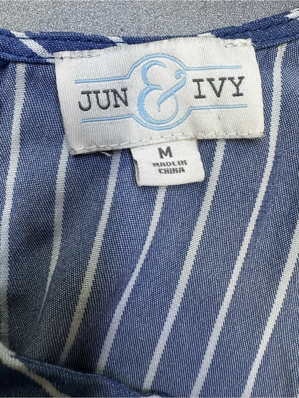 Jun & Ivy Blue Stripe Tie Back Boho Crop Top M - Picture 3 of 4